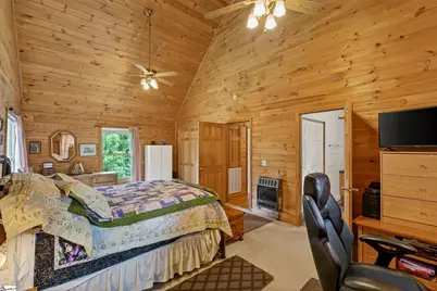 135 Pointe Drive, Campobello, SC 29322 - Photo 11