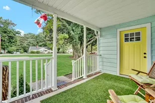 209 Donnan Rd, Taylors, SC 29687 - Photo 5