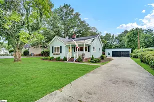 209 Donnan Rd, Taylors, SC 29687 - Photo 1