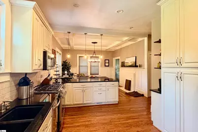 913 Hampton Avenue, Greenville, SC 29601 - Photo 15