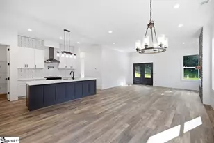 127 Moore Dr, Easley, SC 29642 - Photo 5