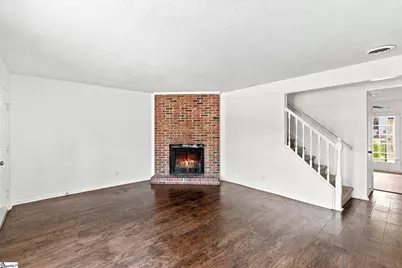 4 Birchview Street, Taylors, SC 29687 - Photo 3