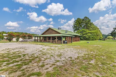 869 Poplar Street, Clinton, SC 29325 - Photo 3