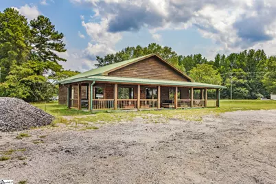 869 Poplar Street, Clinton, SC 29325 - Photo 1