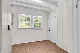 514 Academy St, Laurens, SC 29360 - Photo 3