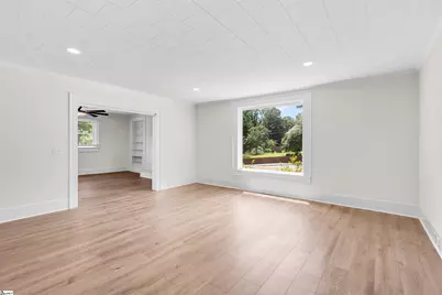 514 Academy Street, Laurens, SC 29360 - Photo 11