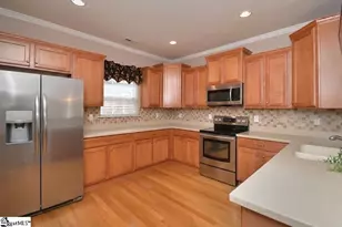 621 Summerville Way, Greenville, SC 29609 - Photo 15
