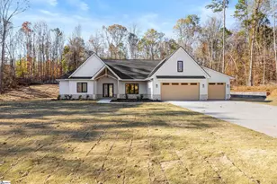 125 E Peninsula Dr, Laurens, SC 29360 - Photo 1