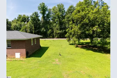 1124 Camelot Forest, Belton, SC 29627 - Photo 17
