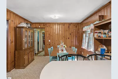 1124 Camelot Forest, Belton, SC 29627 - Photo 9