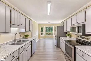 118 Old Saluda Dam Rd, Greenville, SC 29611 - Photo 9