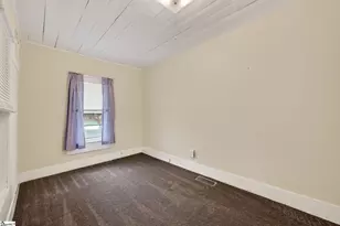 1261 Camp Creek Rd, Taylors, SC 29687 - Photo 13