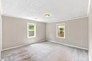 203 Hammett St Ext, Greenville, SC 29609 - Photo 11