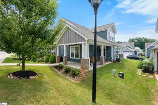 550 Twin Lake Rd, Greenville, SC 29609 - Photo 3