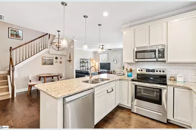 550 Twin Lake Road, Greenville, SC 29609 - Photo 7