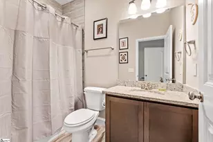 550 Twin Lake Rd, Greenville, SC 29609 - Photo 13