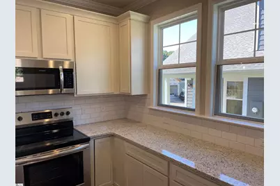 550 Twin Lake Road, Greenville, SC 29609 - Photo 5