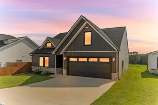 2019 Meadow Glen Ct, Chesnee, SC 29323 - Photo 3