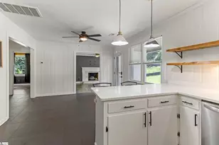102 American Legion Rd, Greer, SC 29651 - Photo 37