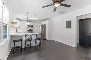 102 American Legion Rd, Greer, SC 29651 - Photo 5