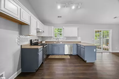 613 Drew Street, Greenville, SC 29617 - Photo 7