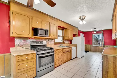 503 Edgewater Road, Woodruff, SC 29388 - Photo 13