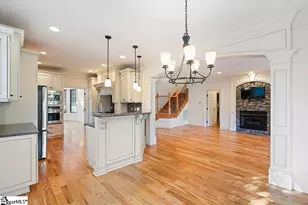 306 E Faris Rd, Greenville, SC 29605 - Photo 11