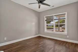 16 Welch St, Greenville, SC 29605 - Photo 9