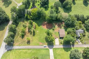 166 McJunkin Dr, Pickens, SC 29671 - Photo 3