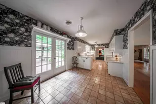 225 Walnut Hill Ln, Spartanburg, SC 29302 - Photo 15