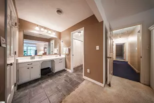 225 Walnut Hill Ln, Spartanburg, SC 29302 - Photo 27