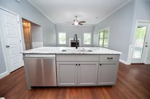 215 Zoar Heights Rd, Greer, SC 29651 - Photo 9