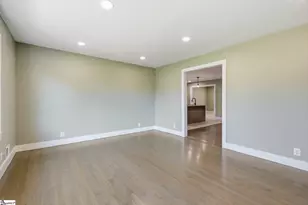 128 Galaxie Pl, Spartanburg, SC 29307 - Photo 7