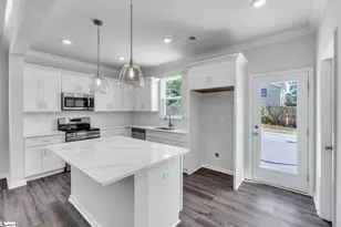 241 Willard St, Greenville, SC 29611 - Photo 3