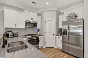 359 Nettle Ln, Greenville, SC 29607 - Photo 3