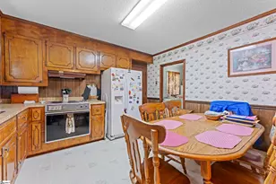 404 Roger Bolt Rd, Belton, SC 29627 - Photo 5