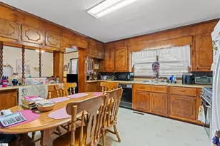 404 Roger Bolt Rd, Belton, SC 29627 - Photo 3