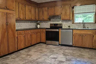 191 Pershing St, Spartanburg, SC 29302 - Photo 13