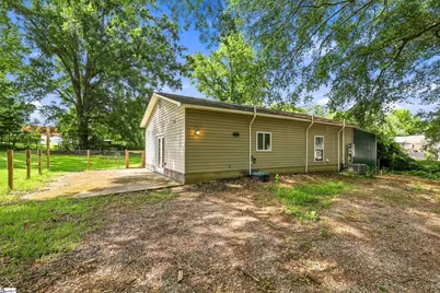 215 Elaine Avenue, Taylors, SC 29687 - Photo 39