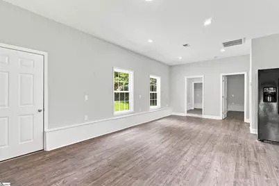 215 Elaine Avenue, Taylors, SC 29687 - Photo 29