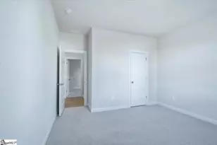 215 Moretz Pl, Spartanburg, SC 29306 - Photo 5
