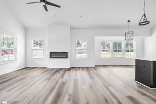 54 3rd Ave, Greenville, SC 29611 - Photo 7