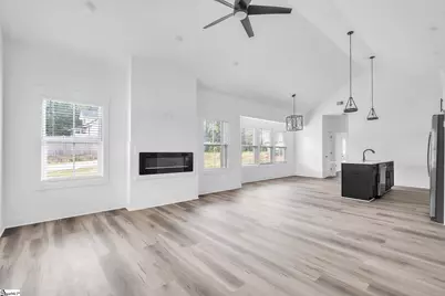 54 3rd Avenue, Greenville, SC 29611 - Photo 9