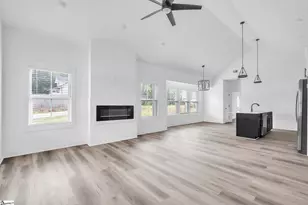 54 3rd Ave, Greenville, SC 29611 - Photo 9