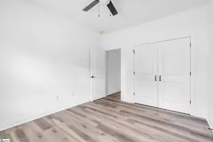 54 3rd Ave, Greenville, SC 29611 - Photo 23