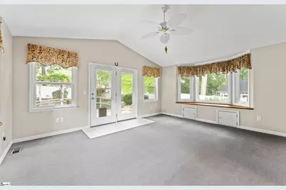 203 Fredericksburg Drive, Simpsonville, SC 29681 - Photo 15