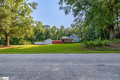 822 Mount Moriah Road, Greenwood, SC 29646 - Photo 3