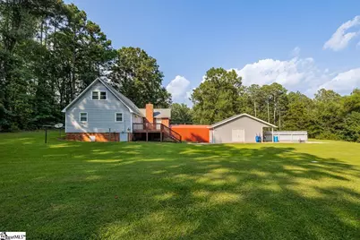 822 Mount Moriah Road, Greenwood, SC 29646 - Photo 9