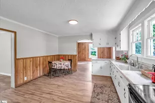 704 Slater Rd, Marietta, SC 29661 - Photo 11