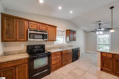 7 Clearfield Road, Greenville, SC 29607 - Photo 3